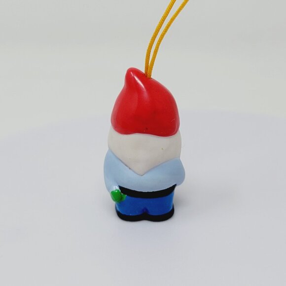 Winnie The Pooh Peek-A-Pooh GNOME Phone Charm series 12 Garden Series - Picture 2 of 2